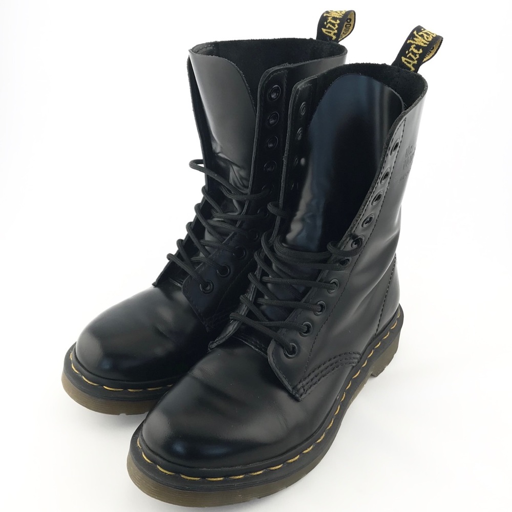 Dr. Marten’s 1490 Smooth Leather Mid Calf Boots